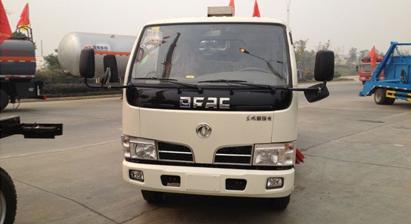 东风轻型密友精东传媒